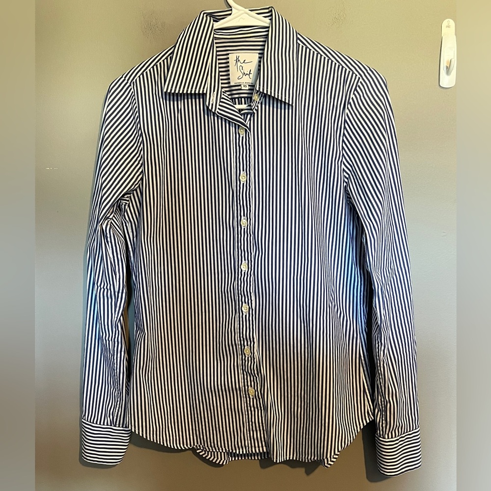 Blue and White Striped Button-Up Shirt Size XS - Picture 3 of 9